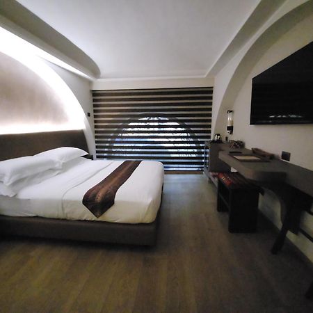 Arcadian Suite&Rooms Turin Bagian luar foto