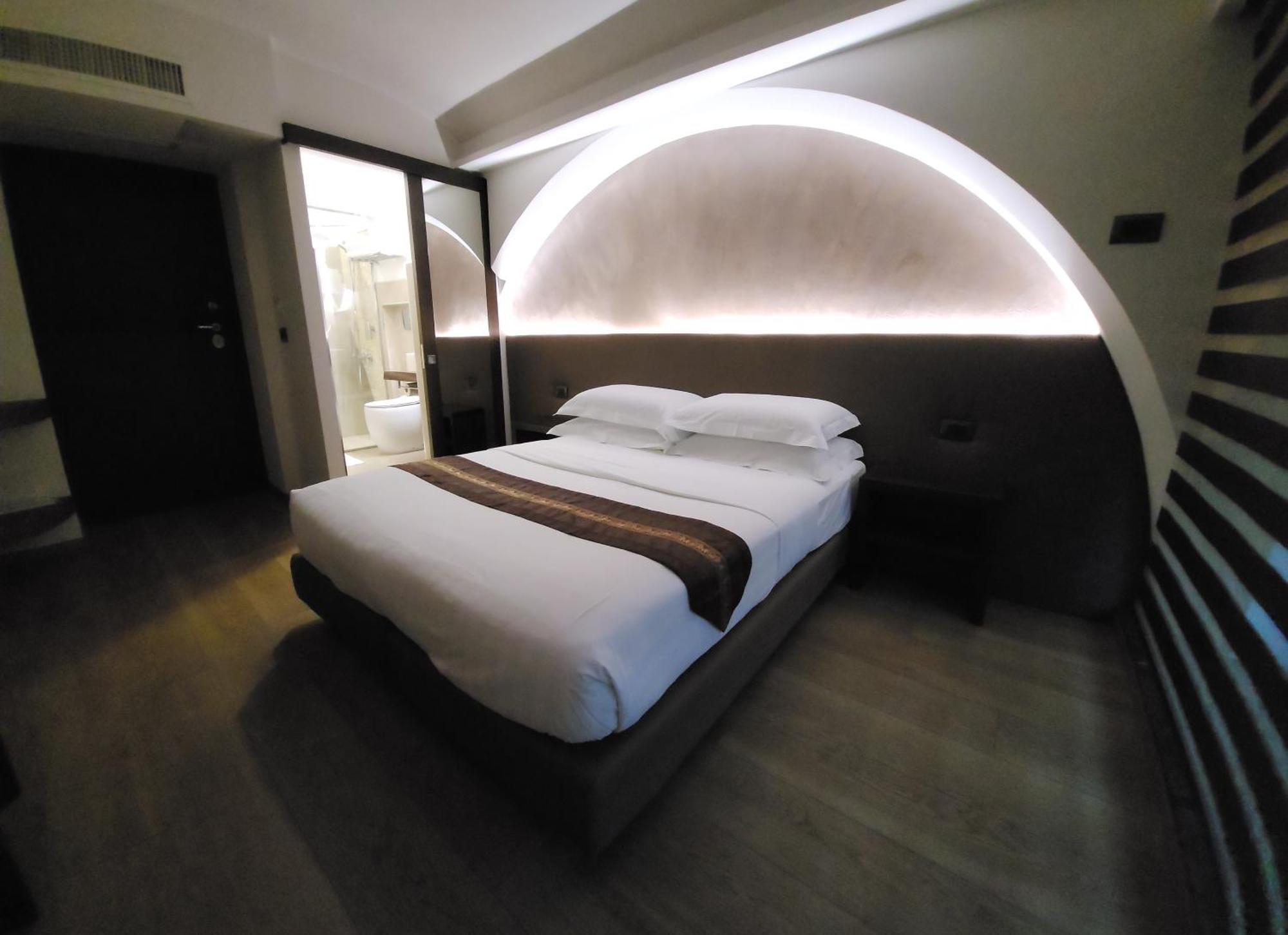 Arcadian Suite&Rooms Turin Bagian luar foto