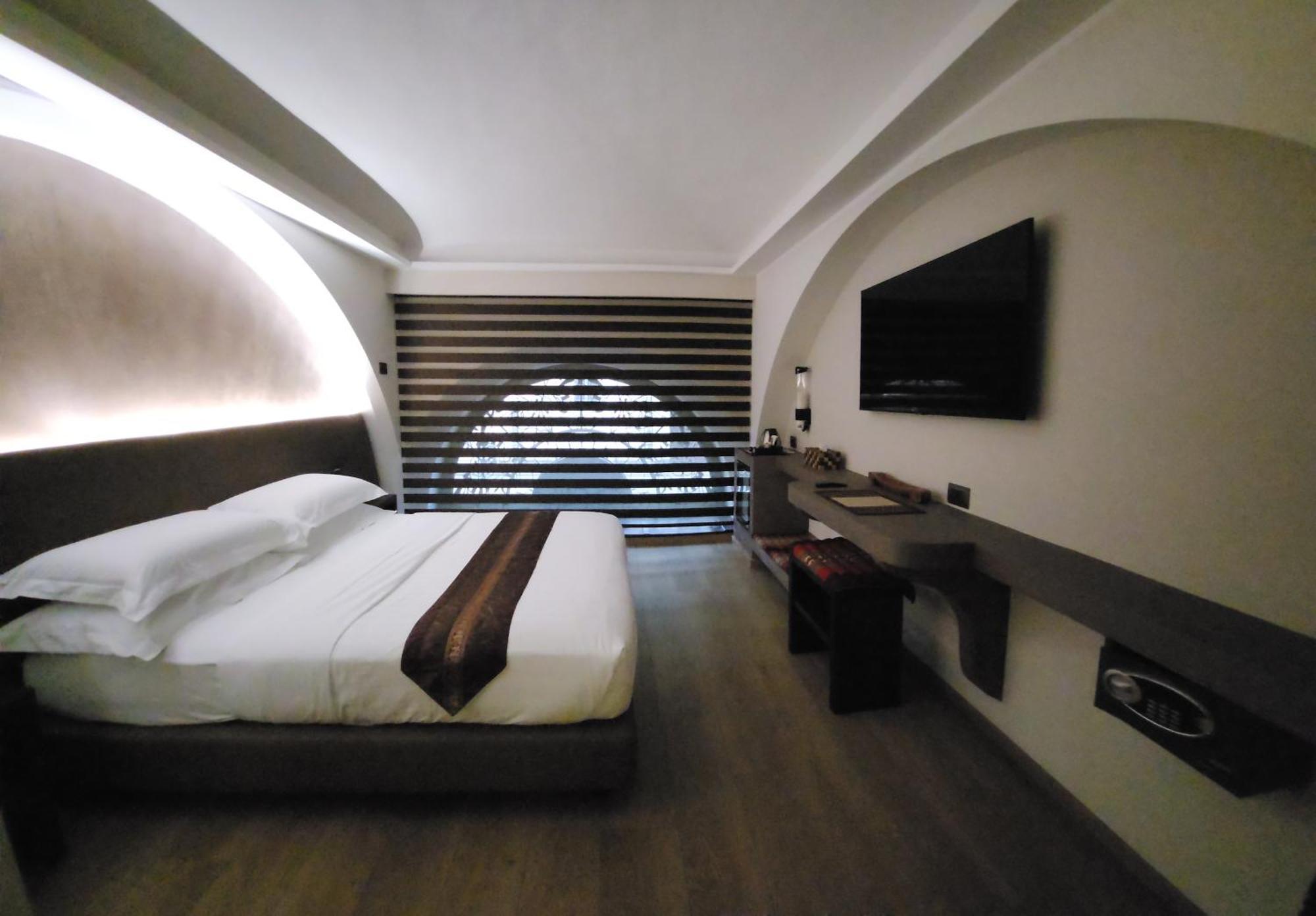 Arcadian Suite&Rooms Turin Bagian luar foto